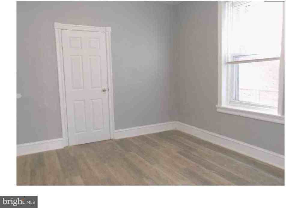 3813 N 8th St - Photo 6 of 11