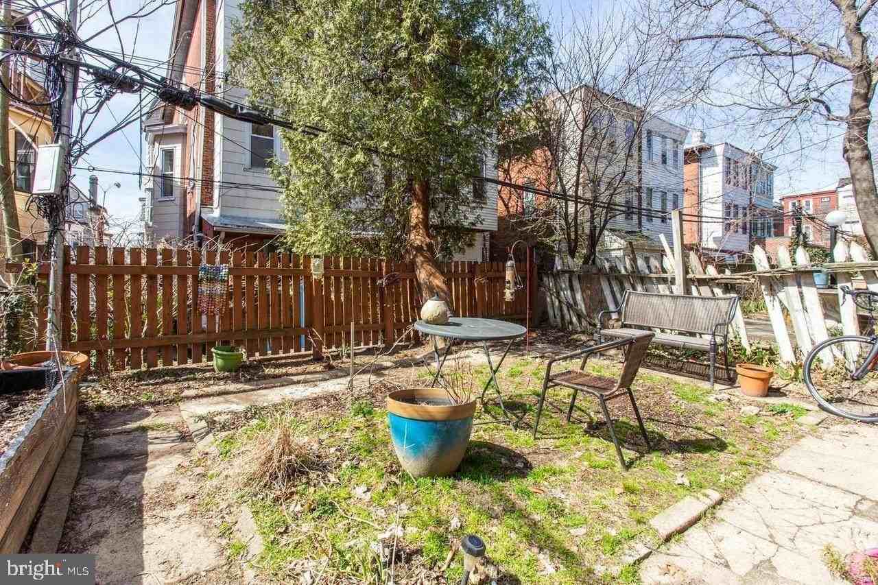 922 S 49th St #2 - Photo 6 of 10