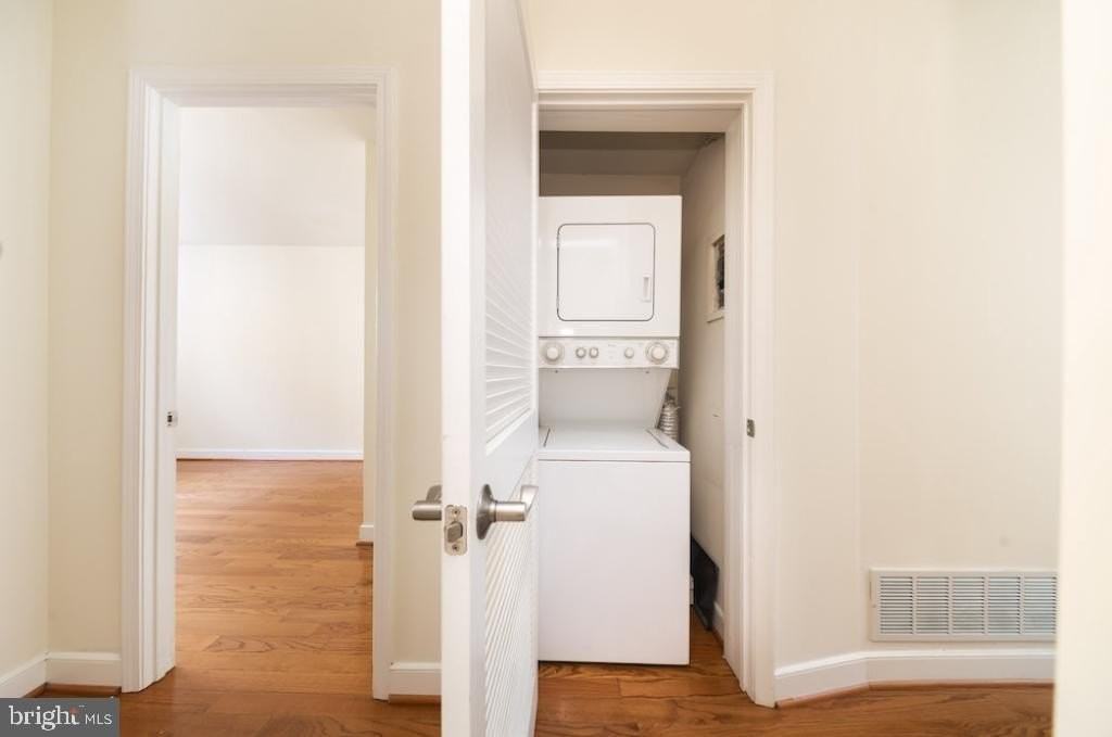 1634 Lombard St #3 - Photo 5 of 25