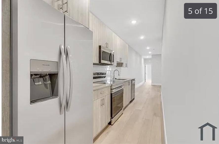 3260 N 13th St #3 - Photo 7 of 15