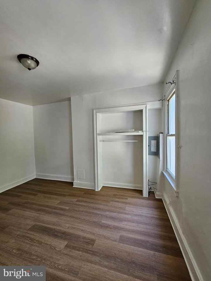2955 N Reese St #2ndFL - Photo 3 of 13