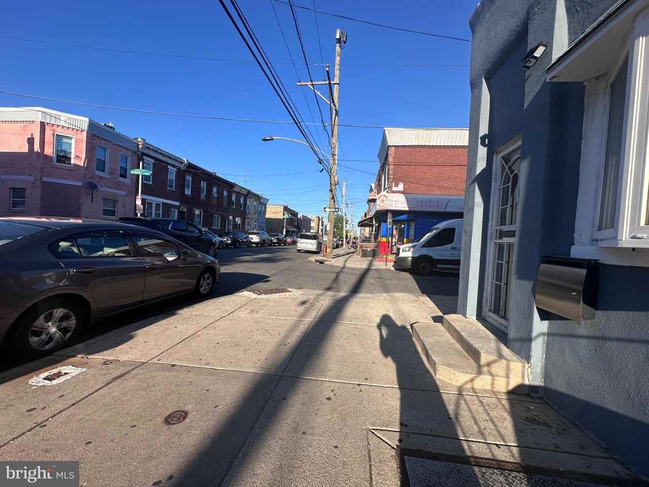 526 W Porter St - Photo 5 of 23