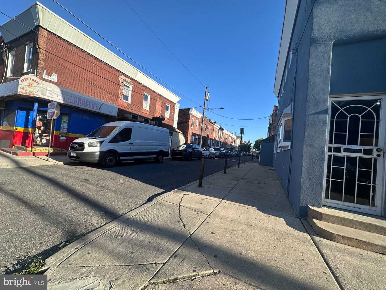 526 W Porter St - Photo 6 of 23