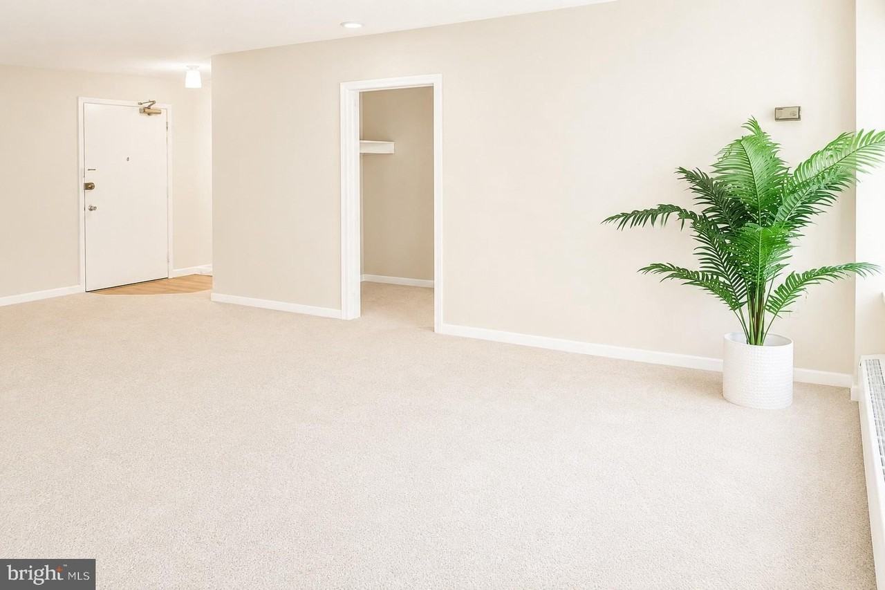 1200 S Arlington Ridge Rd #416 - Photo 3 of 17