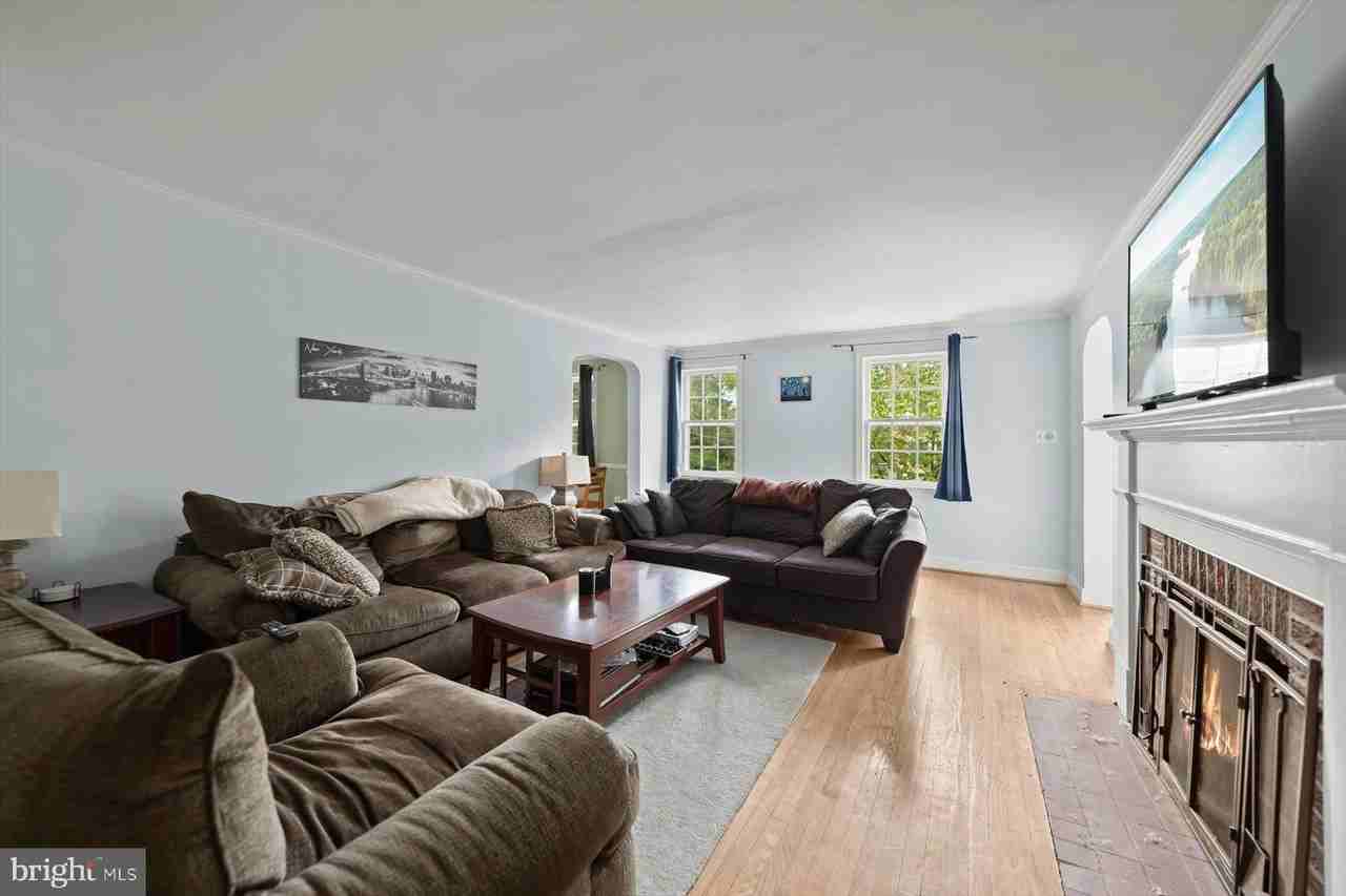 4812 7th St N - Photo 4 of 30
