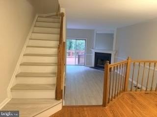 7315 Castleberg Ct - Photo 3 of 42