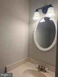 7315 Castleberg Ct - Photo 6 of 42