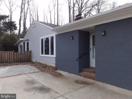 featured image of 7029 Woodley Ln