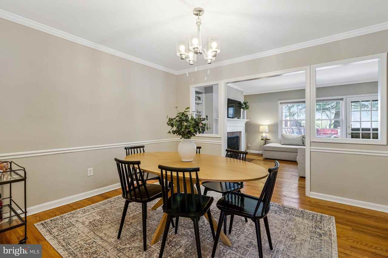 6806 Melrose Dr - Photo 6 of 50