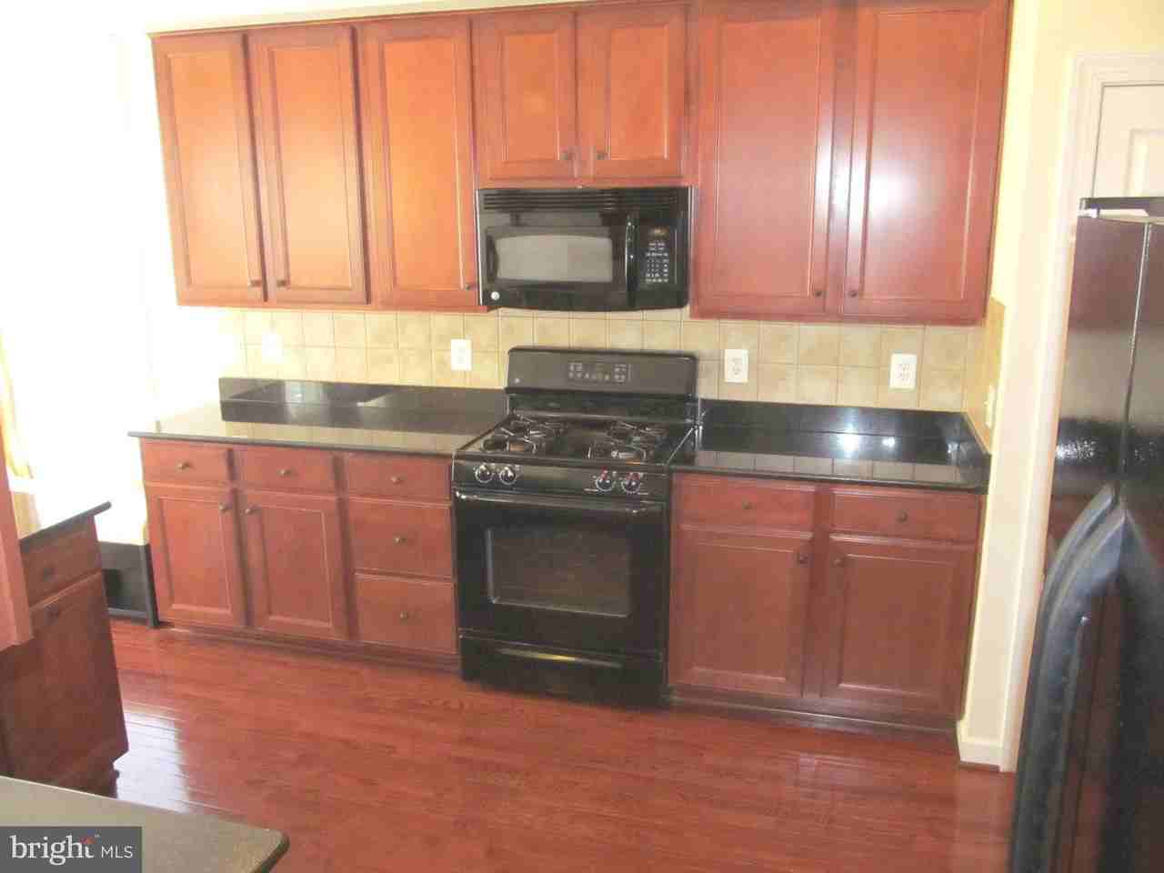 2511 Pascal Pl - Photo 2 of 8