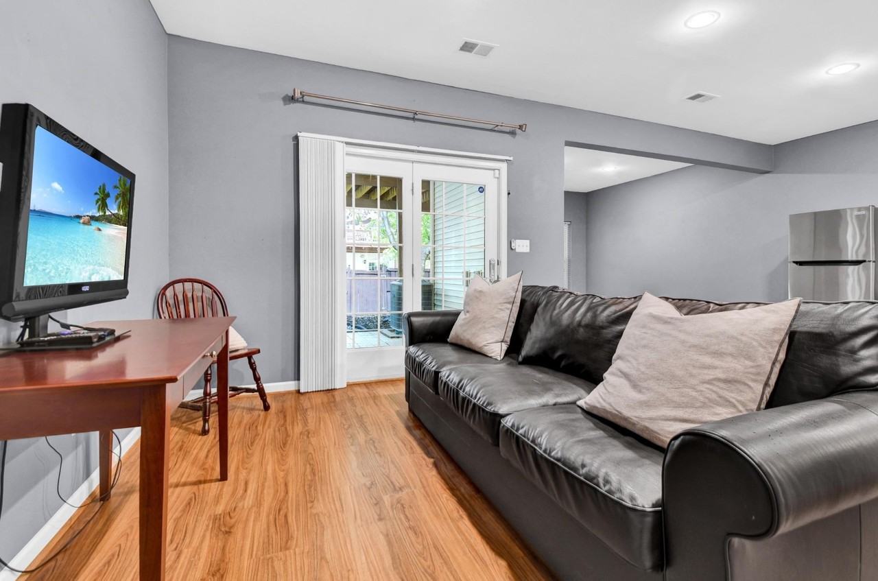 205 GRASSY Terrace - Photo 2 of 12