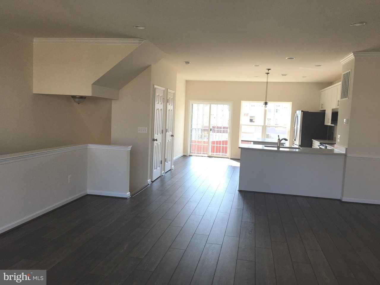 202 Apsley Ter - Photo 3 of 20