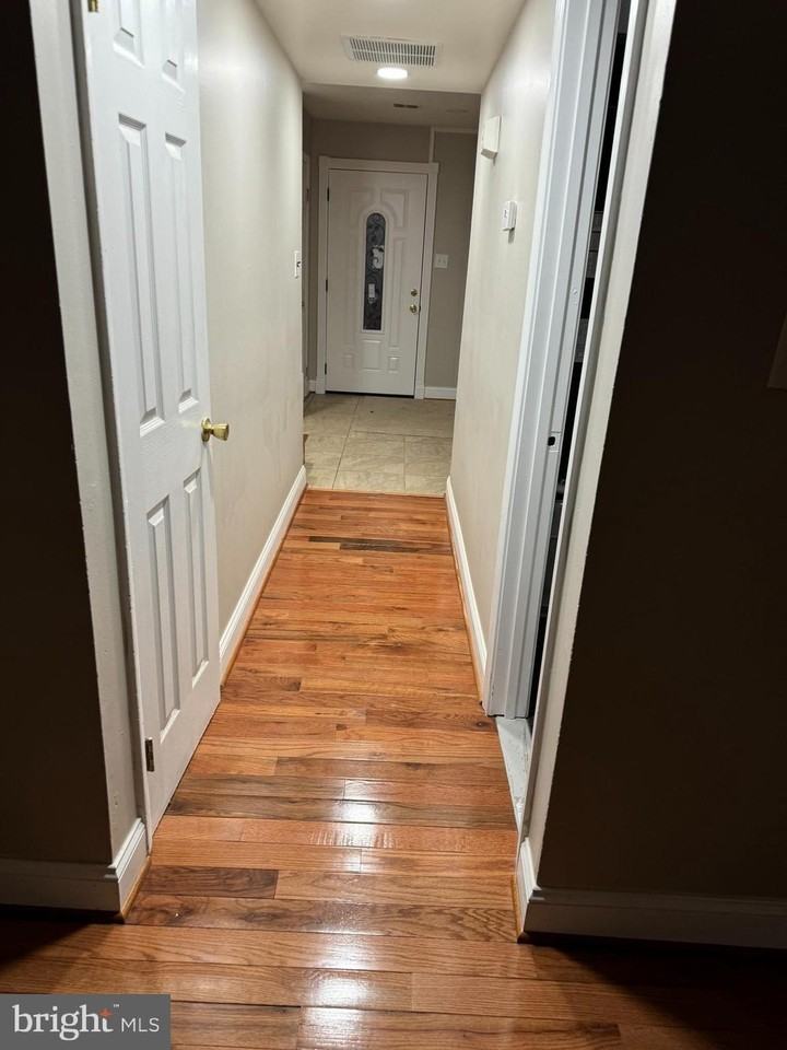 2902 Buell Ct - Photo 3 of 15