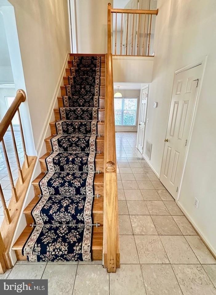 3222 Titanic Dr - Photo 2 of 19