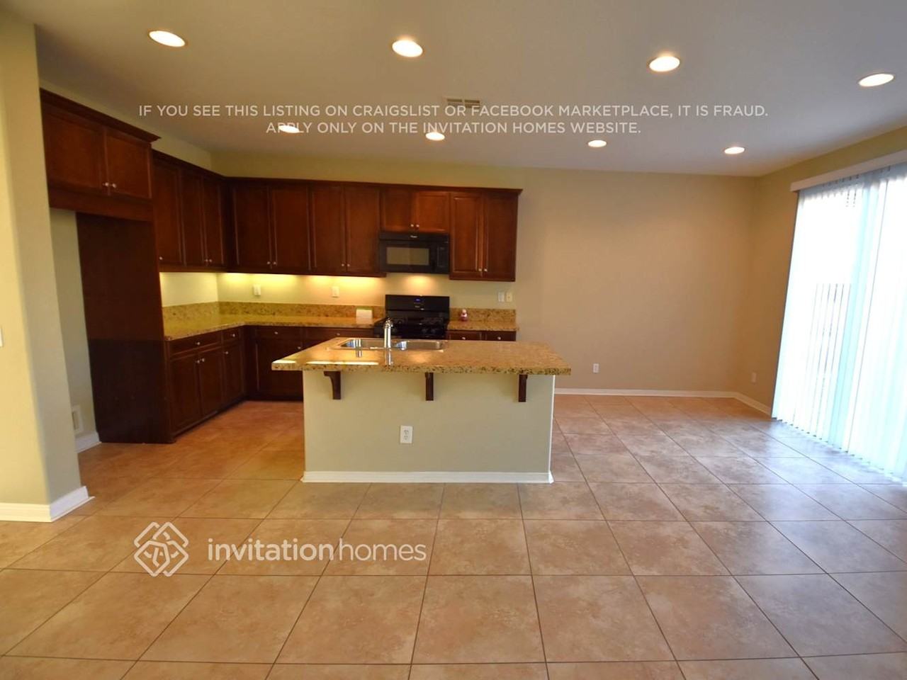 10806 Rosemary Way - Photo 5 of 8