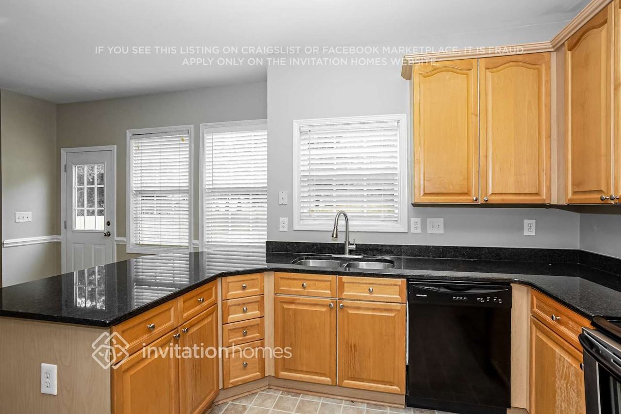 120 Morrocroft Ln - Photo 7 of 18