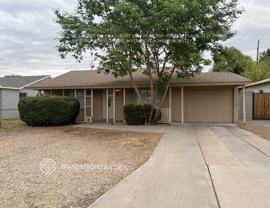 2747 N Greenfield Rd - Photo 1 of 1