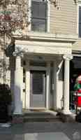 featured image of 136 Warren St #3