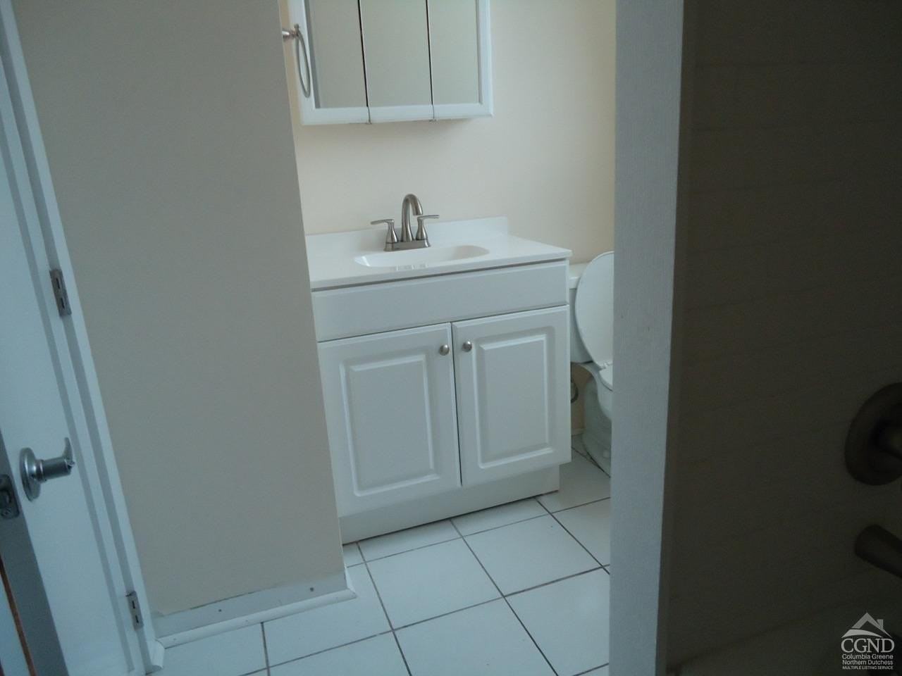 136 Warren St #3 - Photo 4 of 12