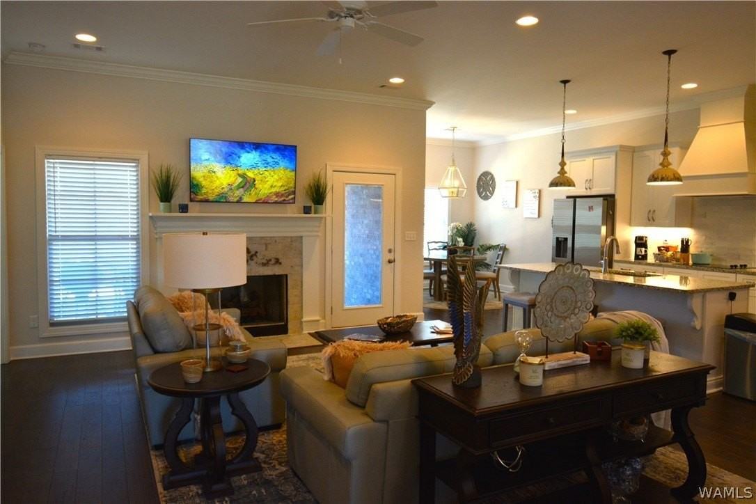 13514 William Dr - Photo 3 of 23