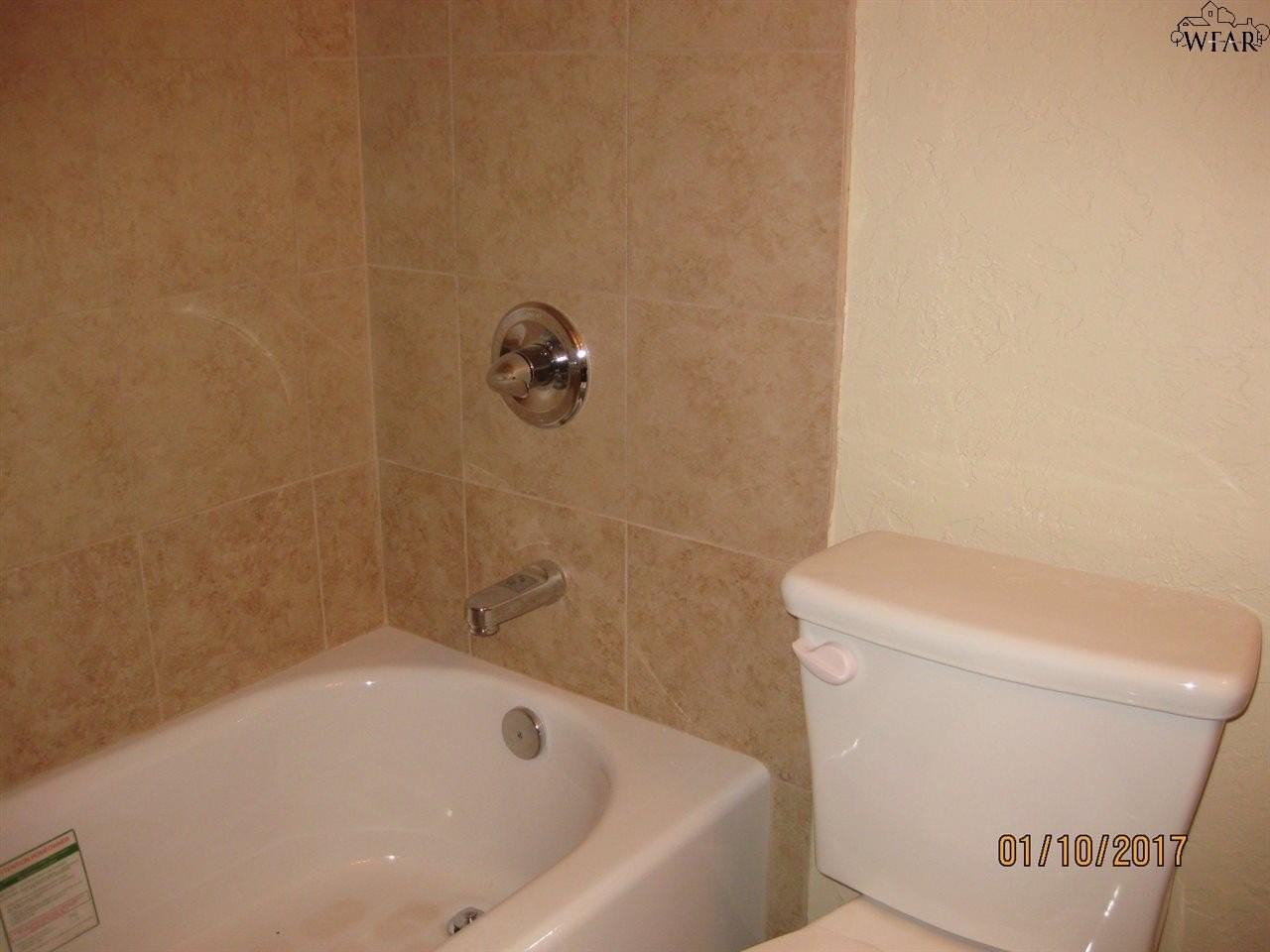 4714 Priscilla Ln - Photo 5 of 10