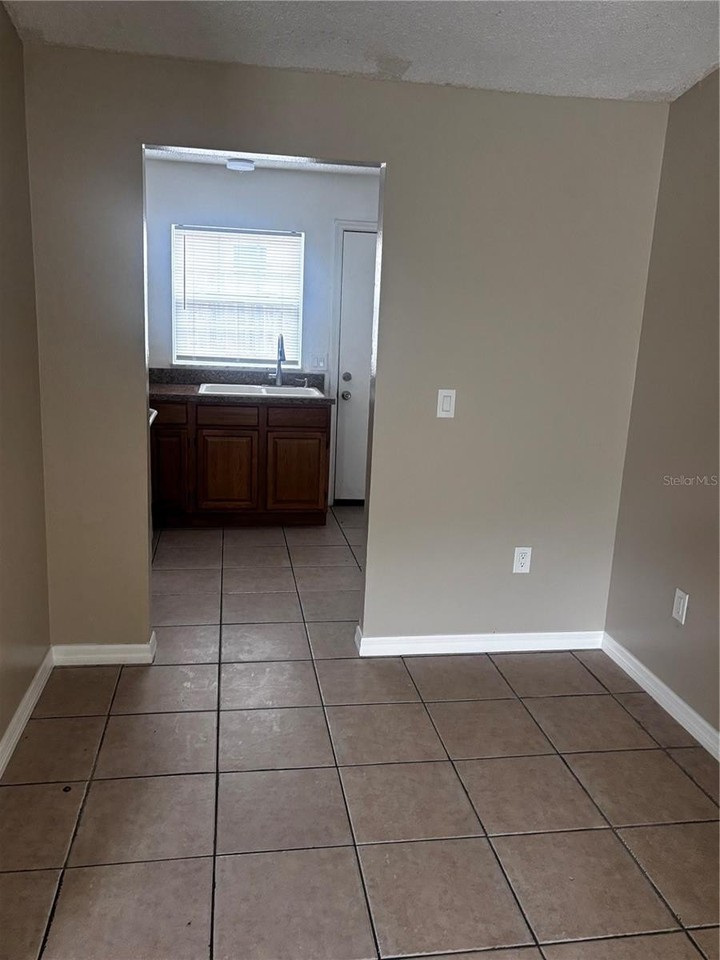 5529 La Salle Ct - Photo 4 of 5