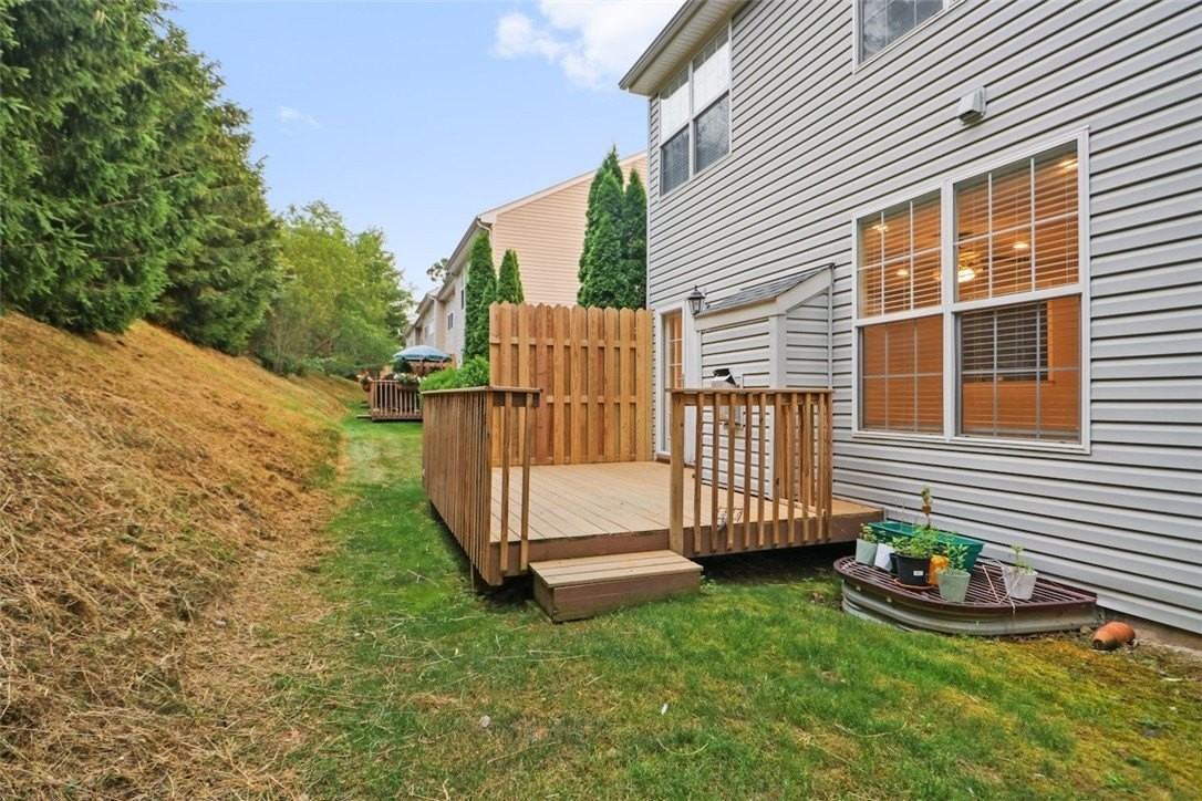 10550 Cherry Grove Ct - Photo 2 of 26
