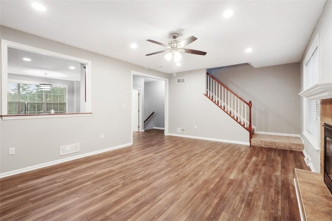 10550 Cherry Grove Ct - Photo 5 of 26