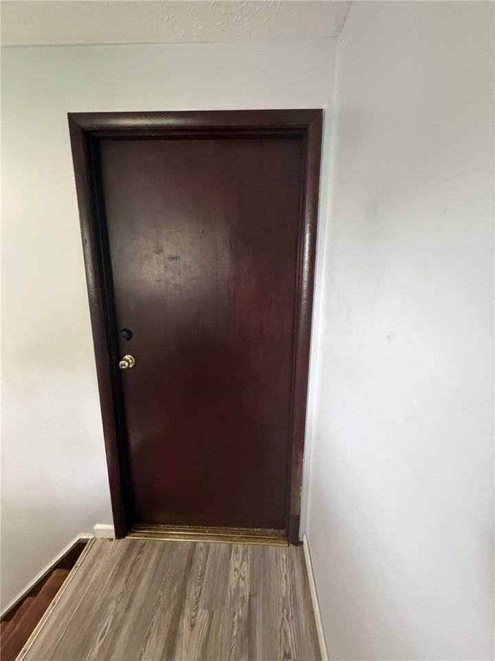 104 1st St - Photo 7 of 32