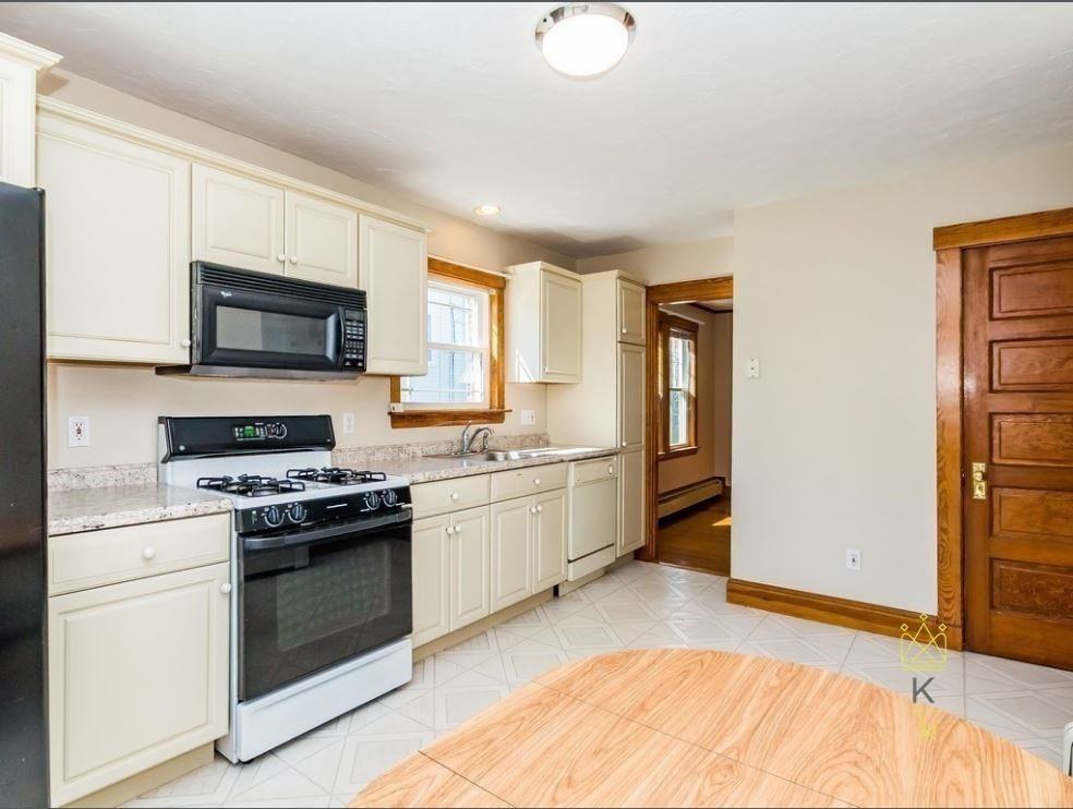 155 Alder St #1 - Photo 2 of 9