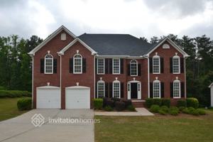 featured image of 6658 Point Of Woods Dr