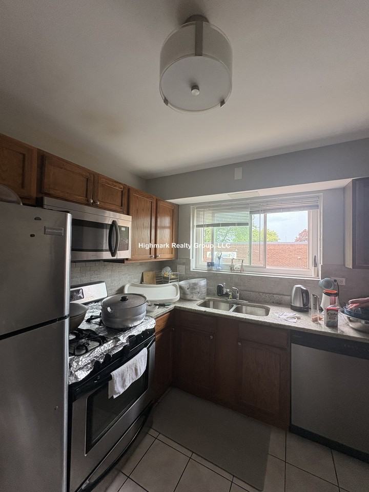 9211 Skokie Blvd #208 - Photo 5 of 5