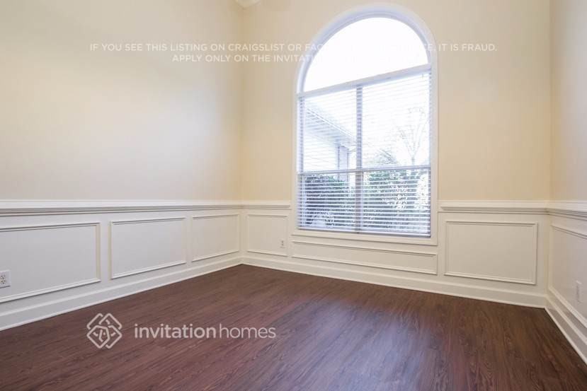 2139 Galleon Way - Photo 3 of 26