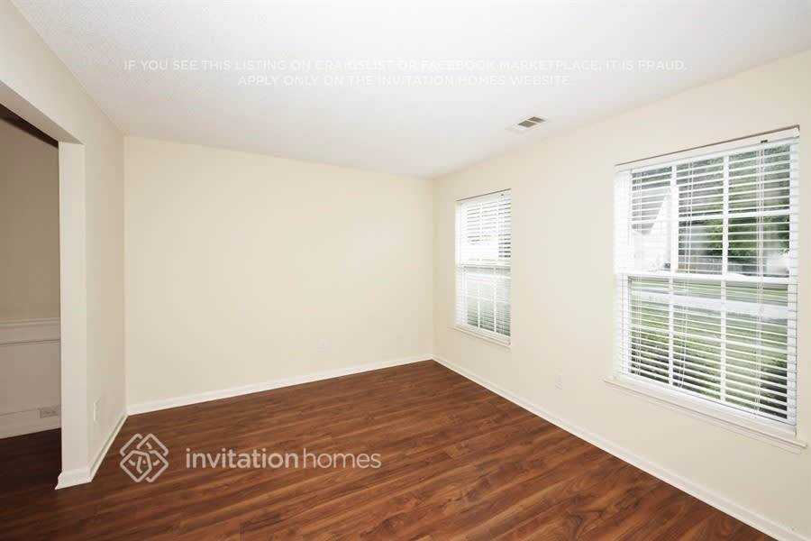 4838 Bryant Dr - Photo 5 of 12