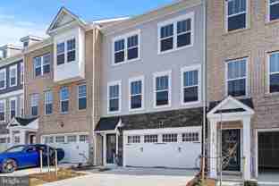 2139 Otter Creek Cir - Photo 1 of 1