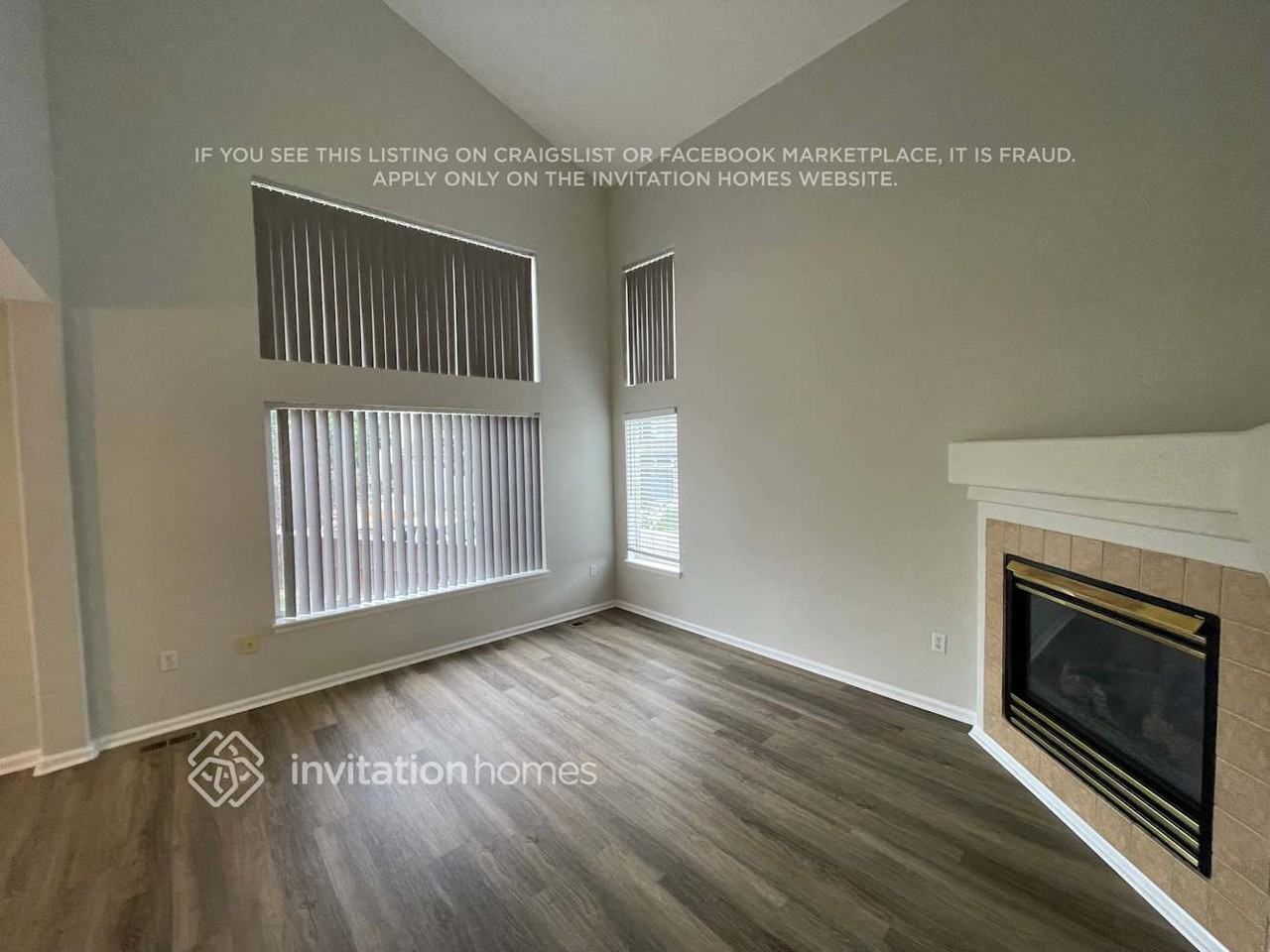 4485 Hunterwood Dr - Photo 2 of 21