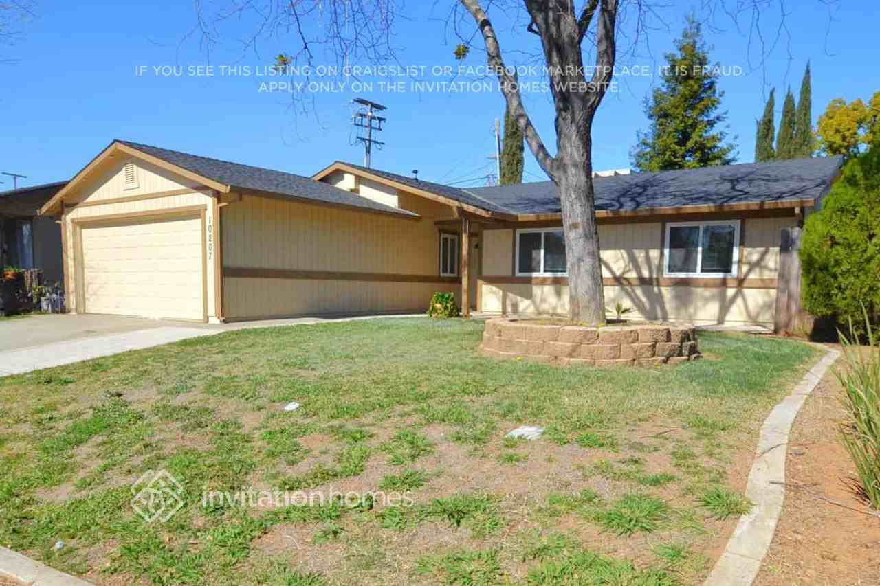 10207 Ellenwood Ave - Photo 2 of 5