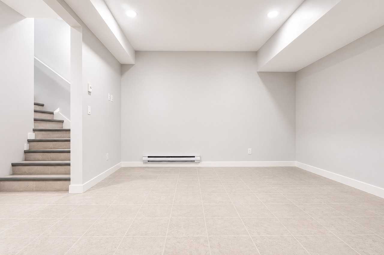 105 Belmont Basement Suite - Photo 4 of 9