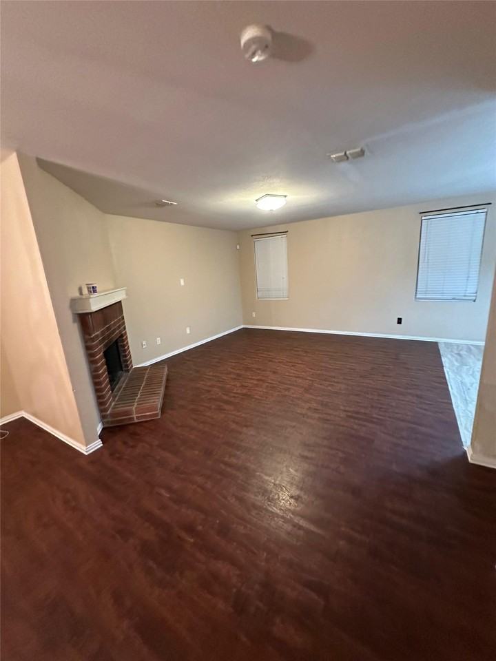 9233 Cheswick Dr - Photo 6 of 14