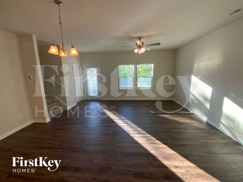 10755 Rivergate Dr Nw - Photo 2 of 10