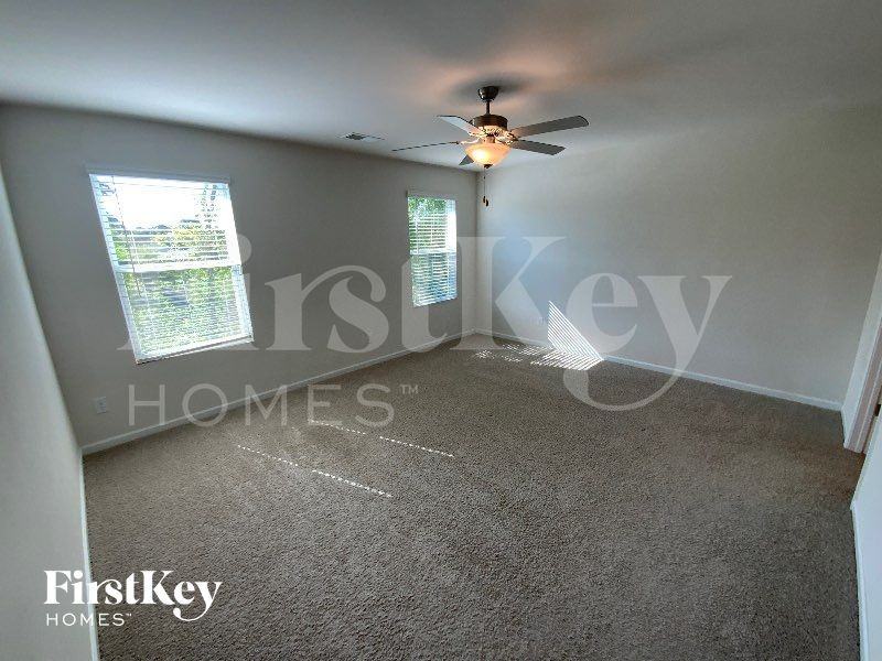 10755 Rivergate Dr Nw - Photo 6 of 10