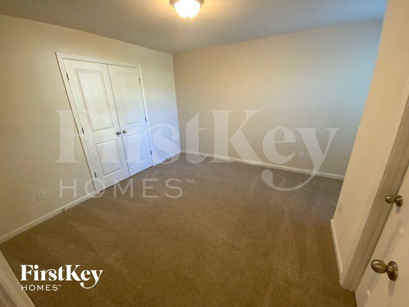 10755 Rivergate Dr Nw - Photo 7 of 10