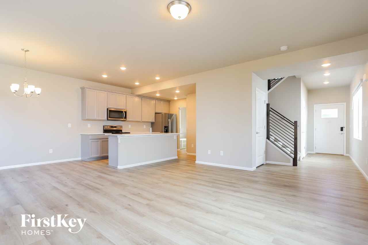11260 Bufflehead Ln - Photo 3 of 15
