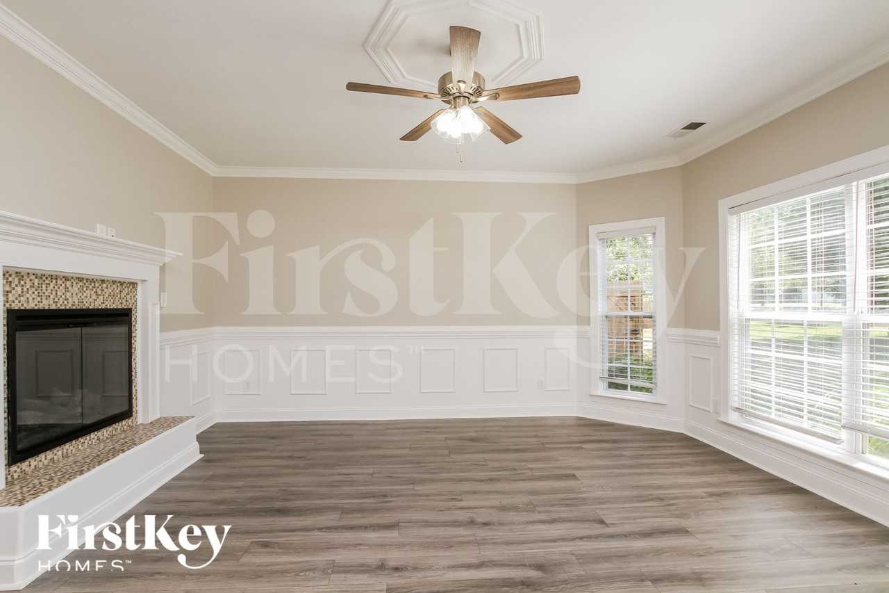 6205 Robert St - Photo 2 of 15