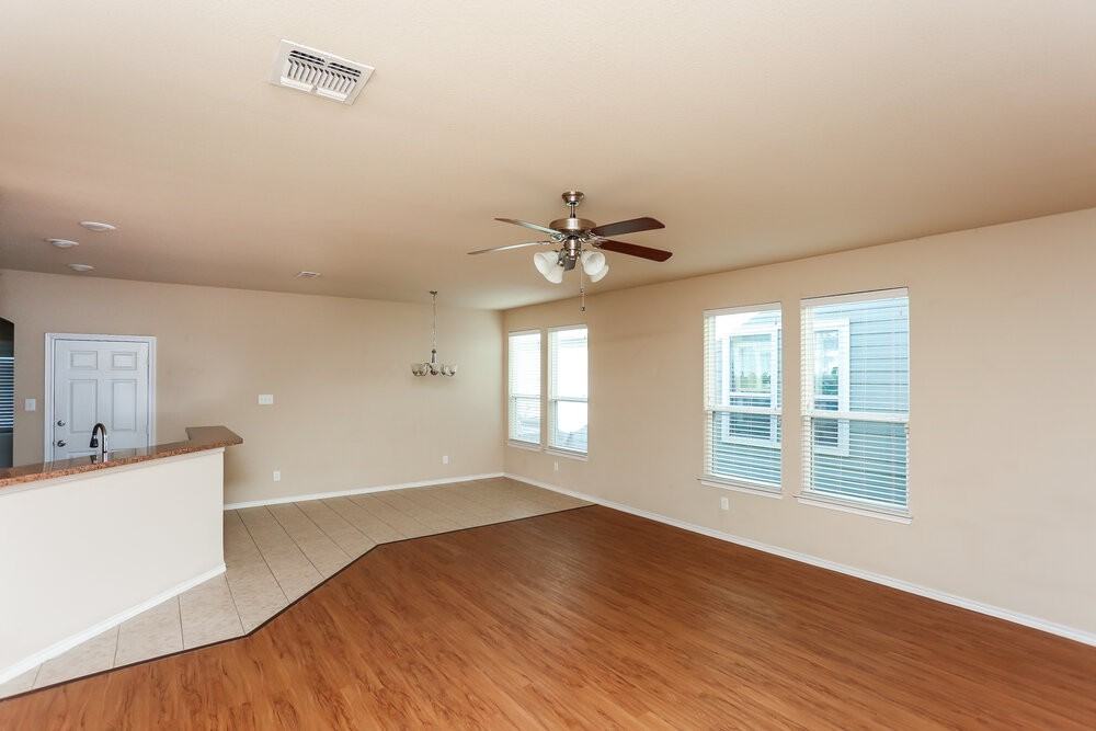 10973 Caldwell Ln - Photo 3 of 16
