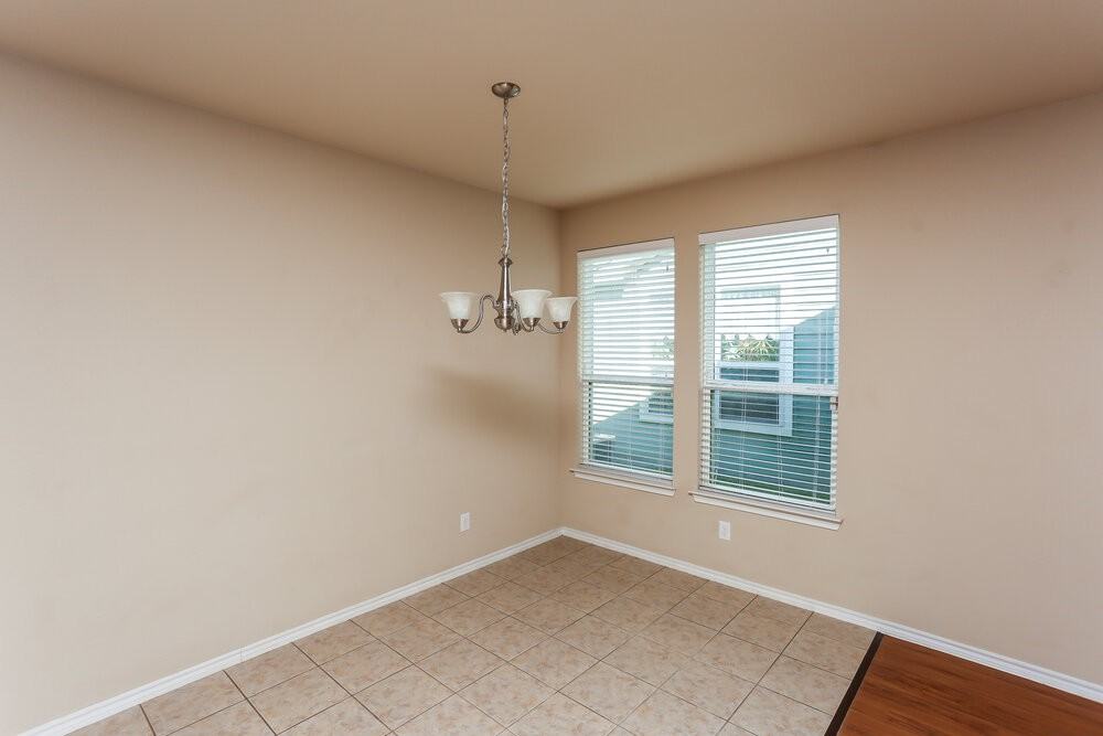 10973 Caldwell Ln - Photo 4 of 16