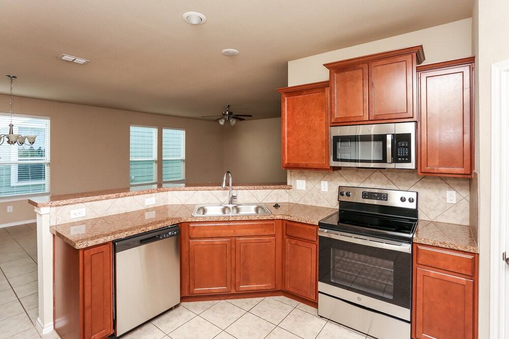 10973 Caldwell Ln - Photo 6 of 16
