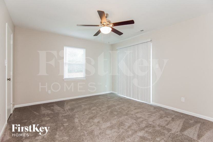 1320 Eagles Landing Dr - Photo 7 of 15