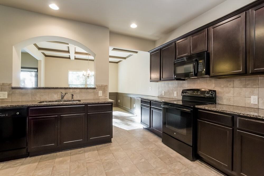 631 Sweet Ashley Way - Photo 6 of 15