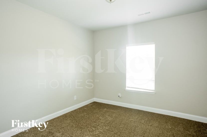 6991 Collinwood Ln - Photo 7 of 15